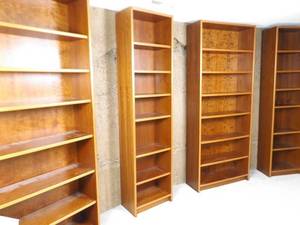 lot 92 image: 1 Tall Narrow Bookshelf