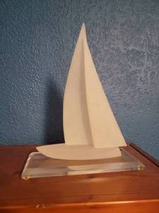 lot 73 image: Lucite Sailboat
