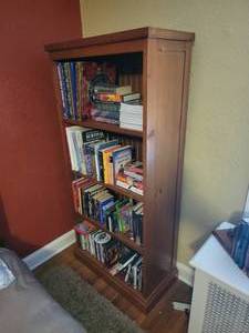 lot 52 image: Pottery Barn Bookshelf