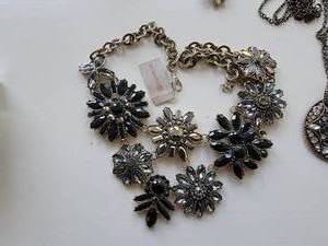lot 21 image: Extravagant Rhinestone Costume Jewelry
