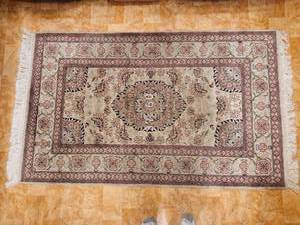 lot 49 image: Petite Oriental Entry Rug