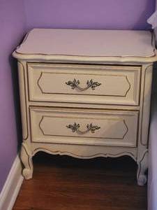 lot 31 image: Elegant French Provincial Bedside Table A