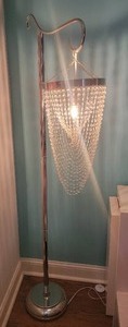 lot 57 image: Dazzling Faux Crystal Floor Lamp