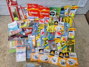 lot 127 image: Huge Collection of Fishing Tackle