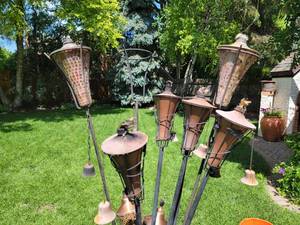lot 128 image: Mosaic Torch Collection