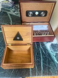 lot 132 image: Cigar Humidor Pair