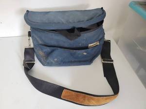 lot 130 image: Vintage Camera Lot