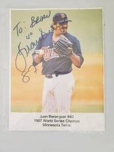 lot 118 image: Signed Minnesota Twins Juan Berenguer #40 Photos.