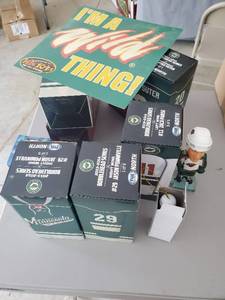 lot 129 image: Collection Of Minnesota Wild Items