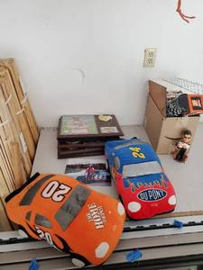 lot 128 image: Collection Of Nascar Items