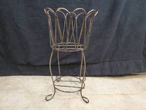 New Handmade Recycled Metal Plant Stand