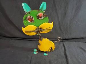 New Handmade Recycled Metal Bobblehead Cat