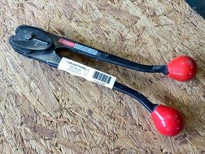 lot 3326 image: Crimping Tool