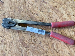 lot 3328 image: Crimping Tool