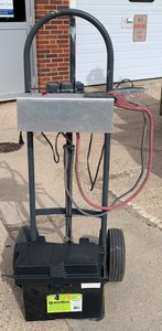 lot 3399 image: Battery Maintainer w Cart