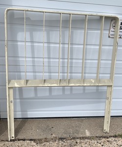 lot 3386 image: Forklift Load Rest