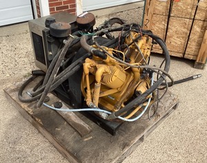 lot 1018 image: Air Compressor