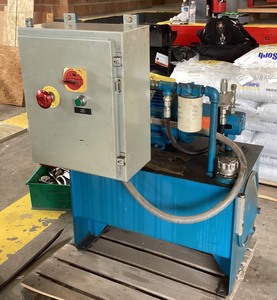 lot 1013 image: Hydraulic Unit