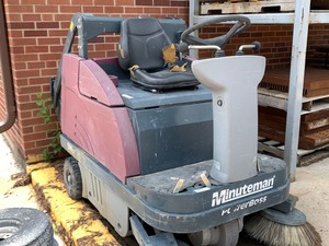 lot 4017 image: Minuteman Floor Sweeper, needs repair
