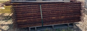 lot 1410 image: Wire Decking