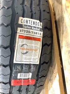 lot 520 image: Trailer Tire With Rim