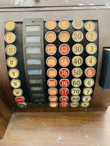 lot 20 image: Vintage Early 1900s National Cash Register