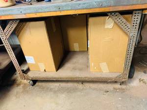 lot 46 image: Boxes full of Plastic Plant Pots