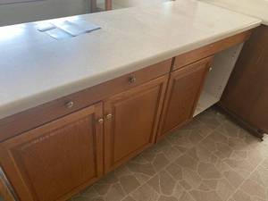 lot 106 image: Cabinets - Assorted Base and Upper Cabinets
