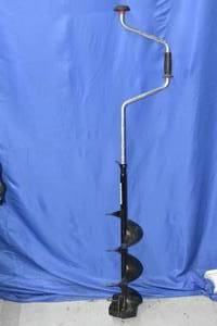 lot 134 image: Hand ice auger