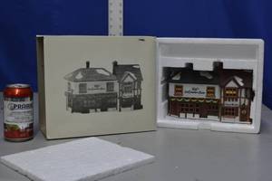 lot 154 image: Dept. 56 figurine
