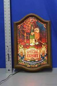 lot 5 image: Heilmans Special Export Light Up Sign
