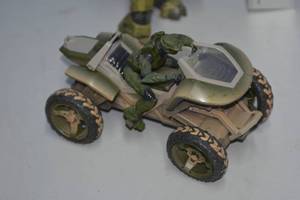 lot 127A image: Two Halo Mongoose vehicles and a Halo Warthog.