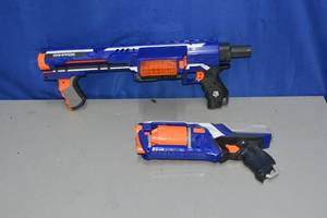 lot 96 image: Nerf guns