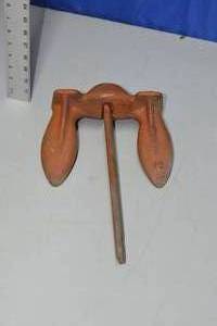 lot 85 image: boat anchor