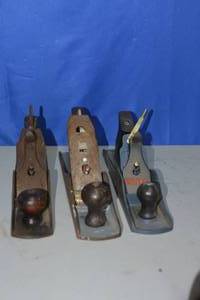 lot 44 image: hand planers
