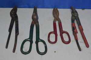 lot 48 image: tin snips