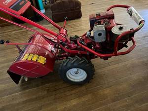 lot 2 image: Troy-Bilt Horse Rototiller
