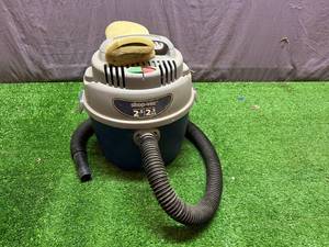 lot 42 image: Small Shop Vac