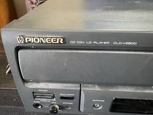 lot 70 image: Pioneer LaserDisc Player