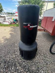 lot 81 image: Wavemaster Portable Training Bag