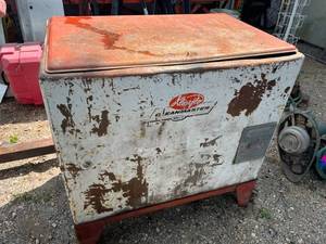 lot 88 image: Kleerflo Cleanmaster Model 70