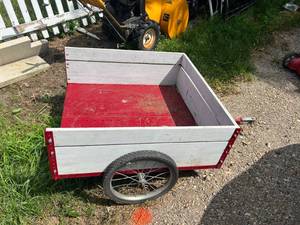 lot 97 image: Pull Behind Garden Cart