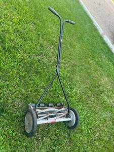lot 101 image: Old Push Mower