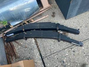 lot 102 image: Leaf Springs