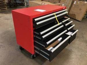 Milwaukee 46 in. High Capacity Industrial 10-Drawer Steel Storage Cabinet Customer Returns See Pictures