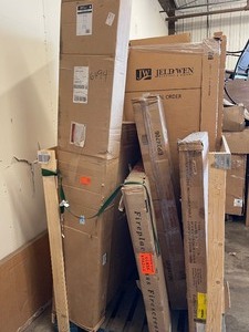 Lot of assorted Housewares various types  including door and outdoor patio customer returns see pictures