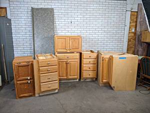 Lot of Tru-Wood Kitchen Cabinets, Countertop and Sink - Oak - NO SHIPPING