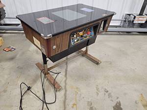 lot 718 image: Vintage TAITO Space Invaders Part II Coin-Op Arcade Game - Tested and Game Comes up - NO SHIPPING