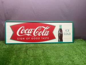 WOW 1961 Coca-Cola Sign of Good Taste in Near Mint Condition