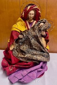 lot 351 image: Mache Mystique by Possible Dreams Nativity Figures